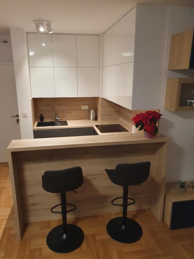 Apartman Luka Zagreb Exterior foto